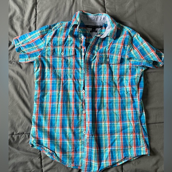Tommy Hilfiger mens small casual shirt sleeve shirt comfy and soft , light use - Picture 2 of 3